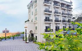 Hotel Coorg Palace Madikeri India