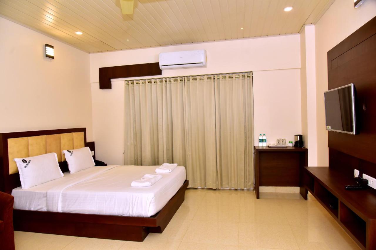 Hotel Coorg Palace Madikeri Exterior photo